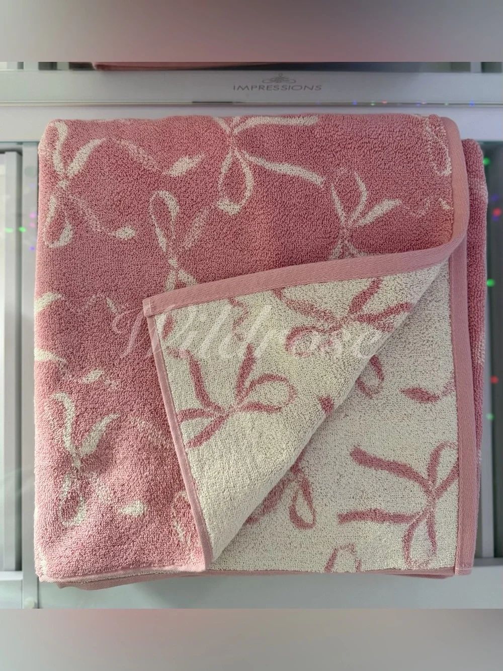Elegant pink bow luxe Romantic Coquette Style loft q bath hand washcloth towels